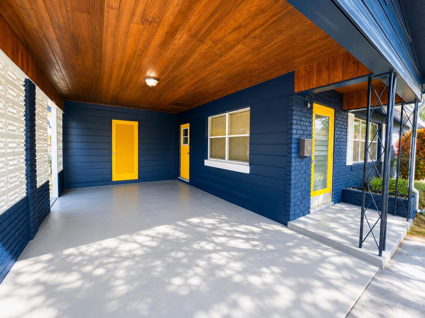 2nd image of 501 Avenue G Se, Winter Haven, FL 33880 | MLS# O6436311