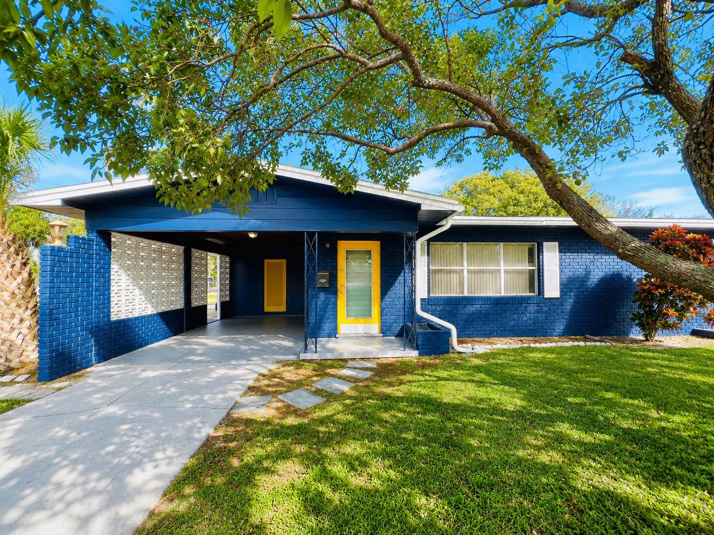 26th image of 501 Avenue G Se, Winter Haven, FL 33880 | MLS# O6436311