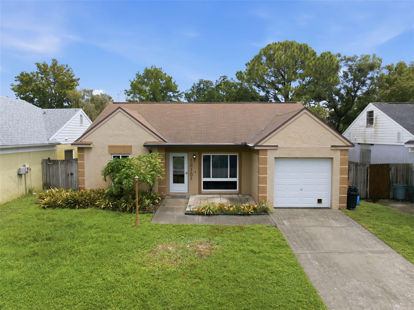 1st image of 12151 76th St, Largo, FL 33773 | MLS# TB8542144