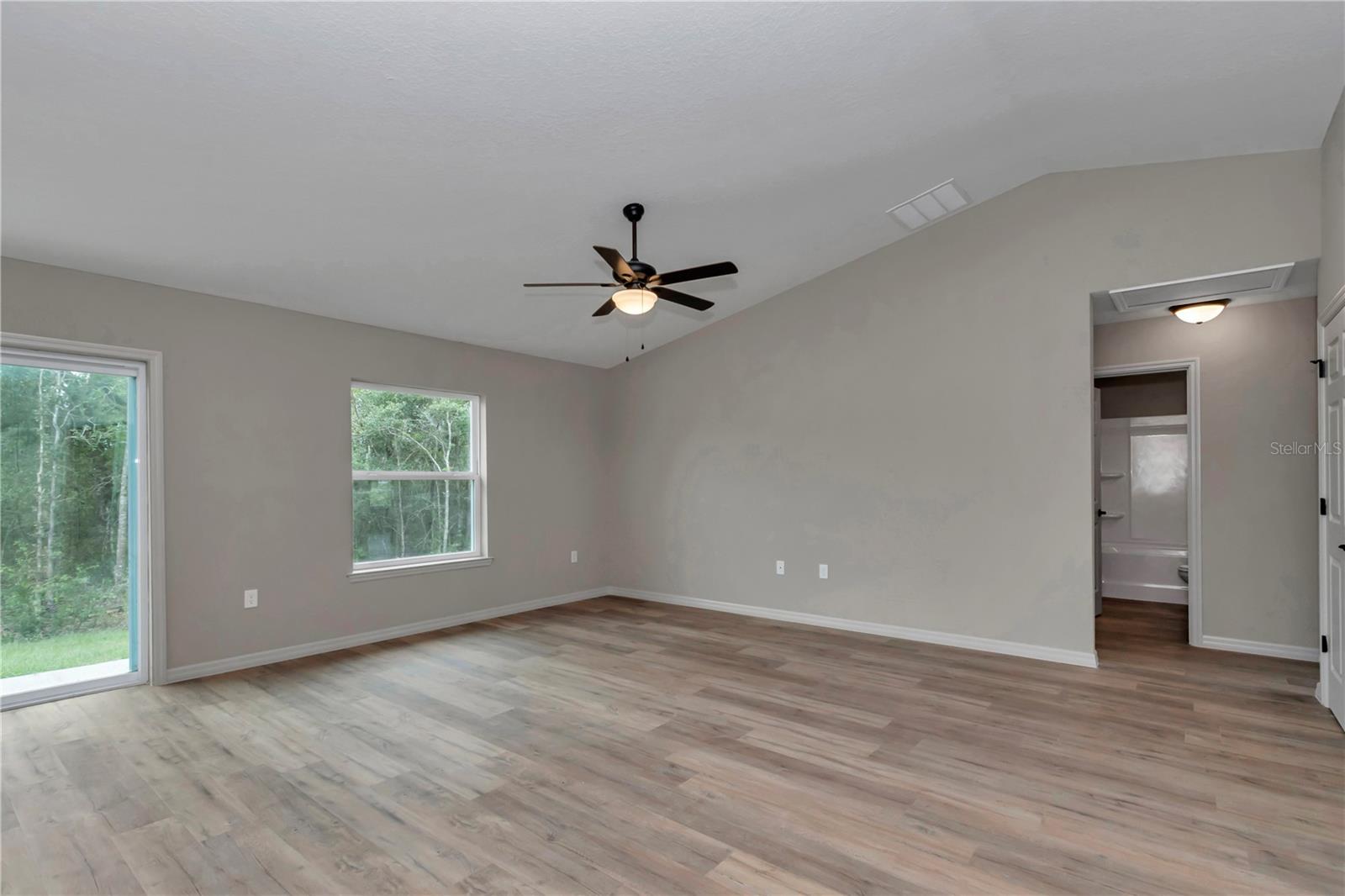4th image of 64 Malauka Rd, Ocklawaha, FL 32179 | MLS# OM731005