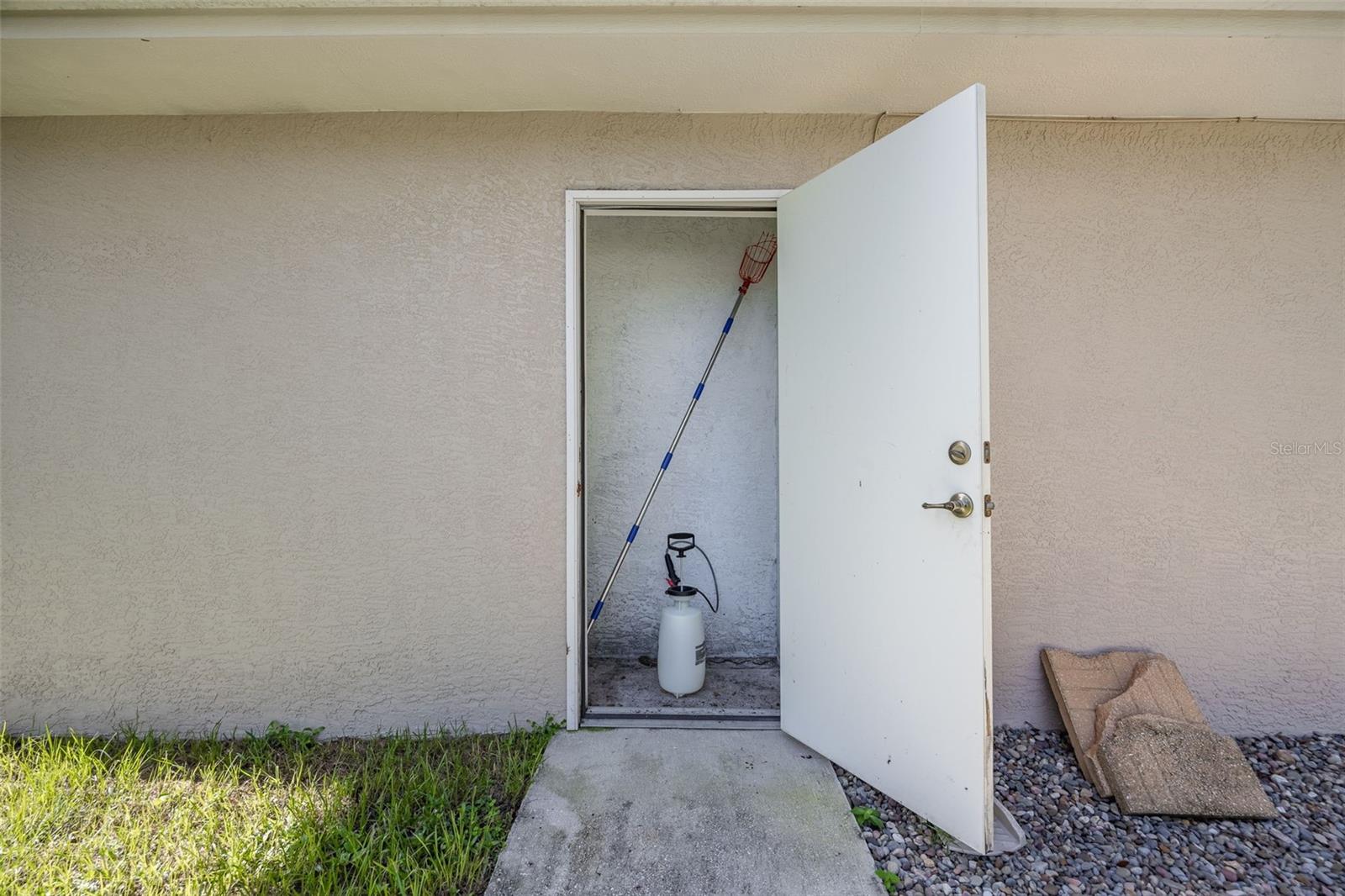41st image of 1223 Biltmore Dr, Fort Myers, FL 33901 | MLS# C7529950