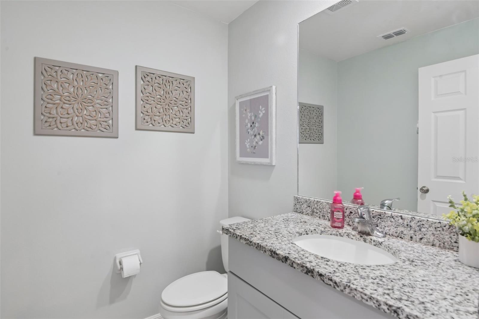 5th image of 34162 Rogallo Ln, Wesley Chapel, FL 33545 | MLS# TB8542192
