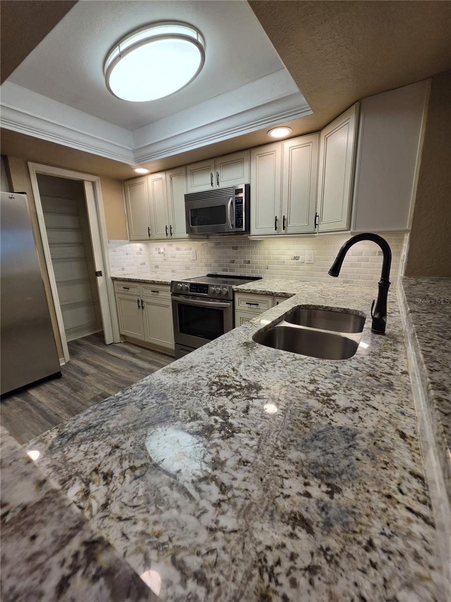 5th image of 9870 Indian Key Trl #64, Seminole, FL 33776 | MLS# TB8542207