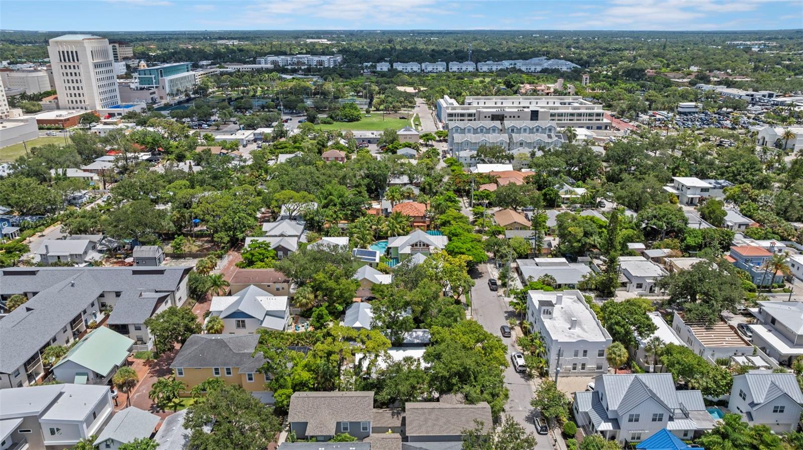 45th image of 1841 Laurel St, Sarasota, FL 34236 | MLS# TB8542263