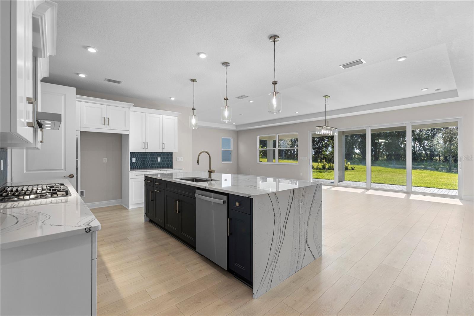 4th image of 1727 Point Grace Rd, Tavares, FL 32778 | MLS# W7888892
