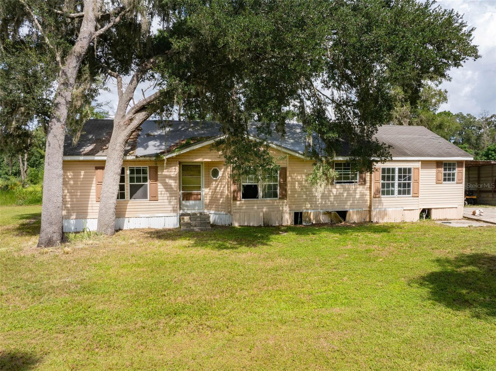 Photo 3 of Manufactured home for sale at 15265 Hebron Church Rd, Brooksville, FL 34614 | MLS# W7888893 | Listing updated on 2026-09-04