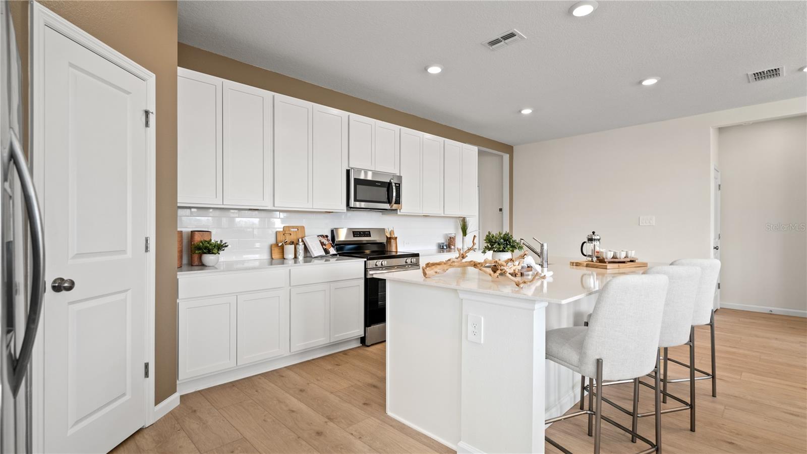 4th image of 4590 Coral Harbour Rd, Kissimmee, FL 34758 | MLS# O6436452