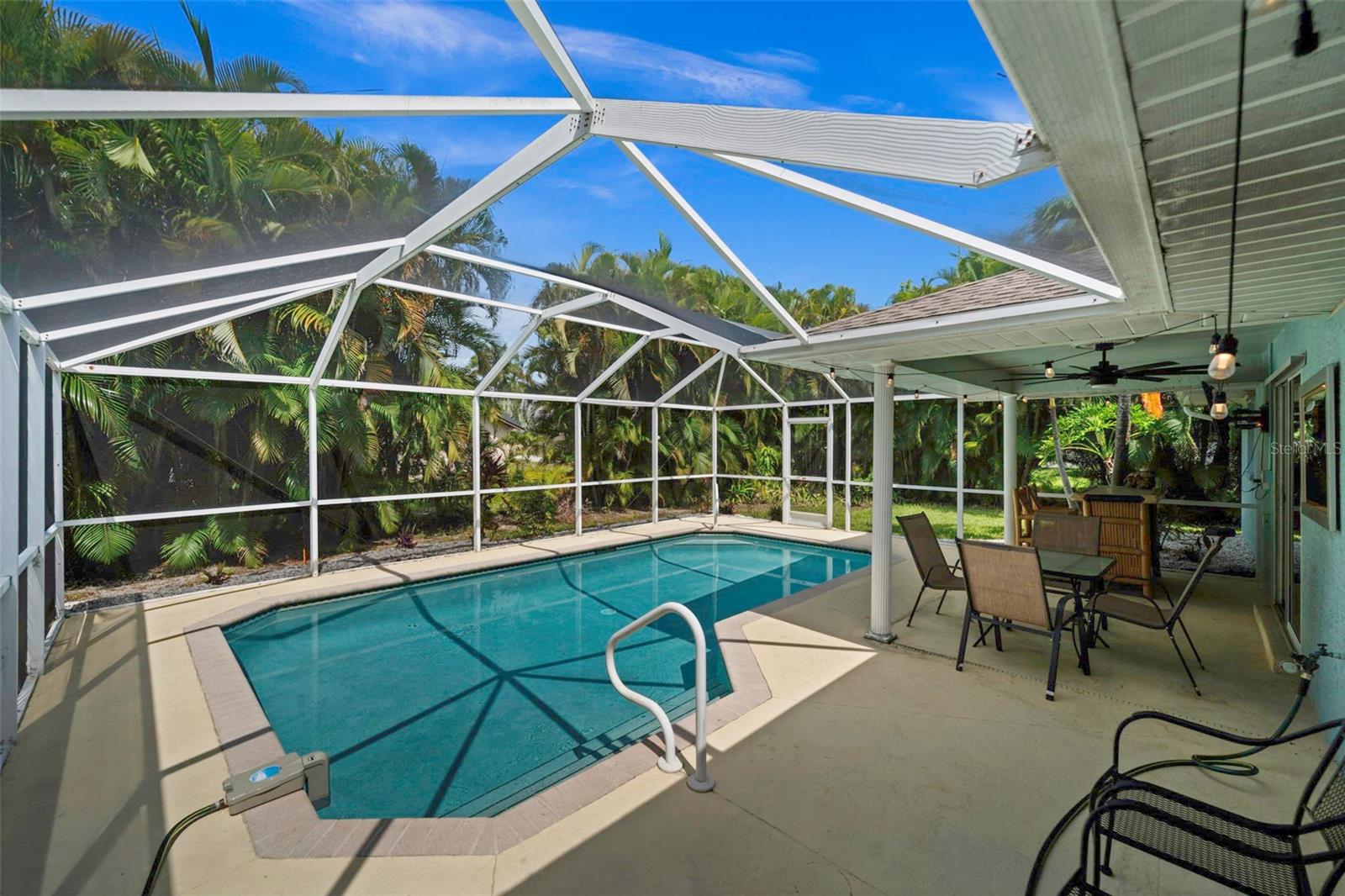 2nd image of 3112 Sw 16th Pl, Cape Coral, FL 33914 | MLS# C7529974
