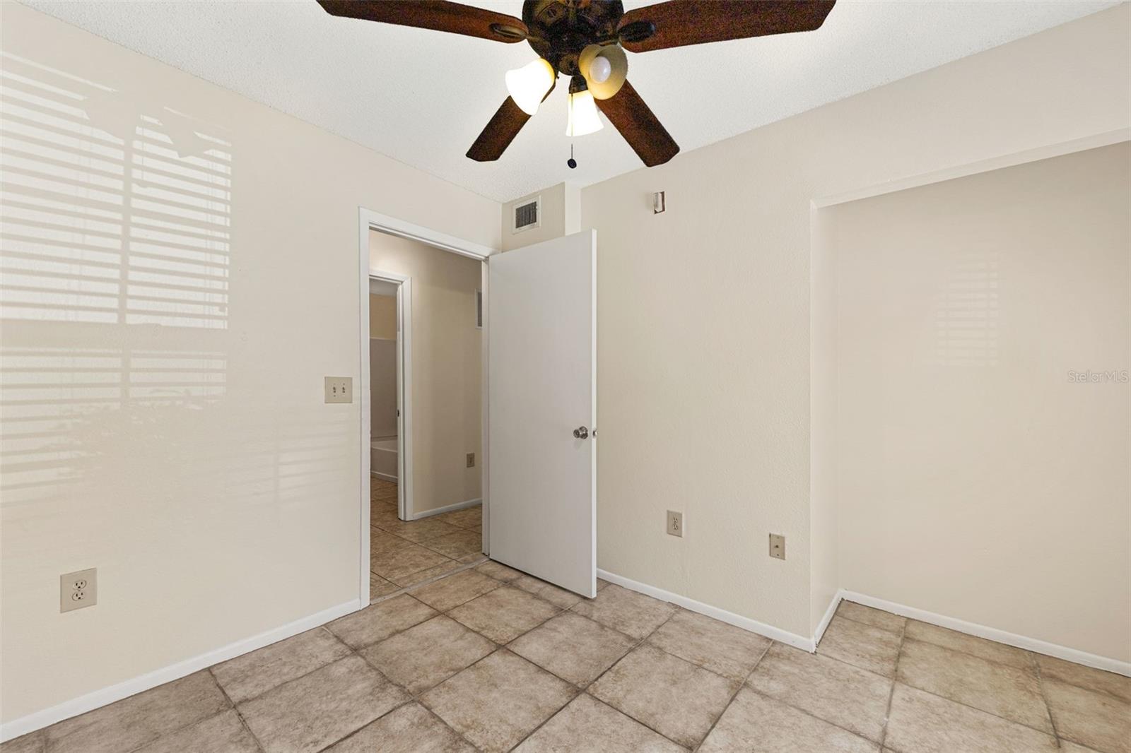 2nd image of 2035 Dixie Belle Dr, ORLANDO, FL 32812