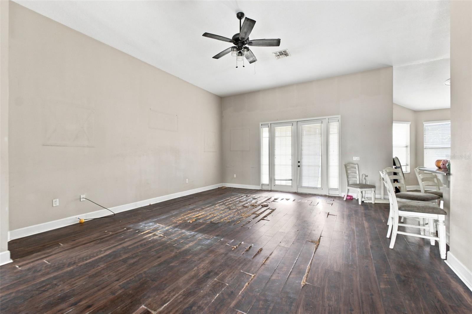 Photo 4 of Single family home for sale at 5598 Thorngrove Wy, Spring Hill, FL 34609 | MLS# W7888895 | Listing updated on 2026-09-02