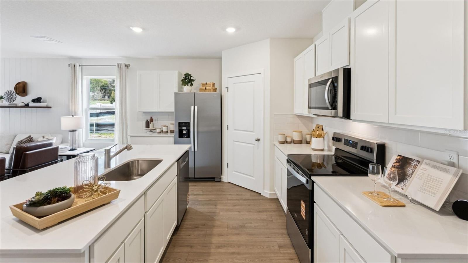 5th image of 841 Seagrove Trl, St Cloud, FL 34771 | MLS# O6436481