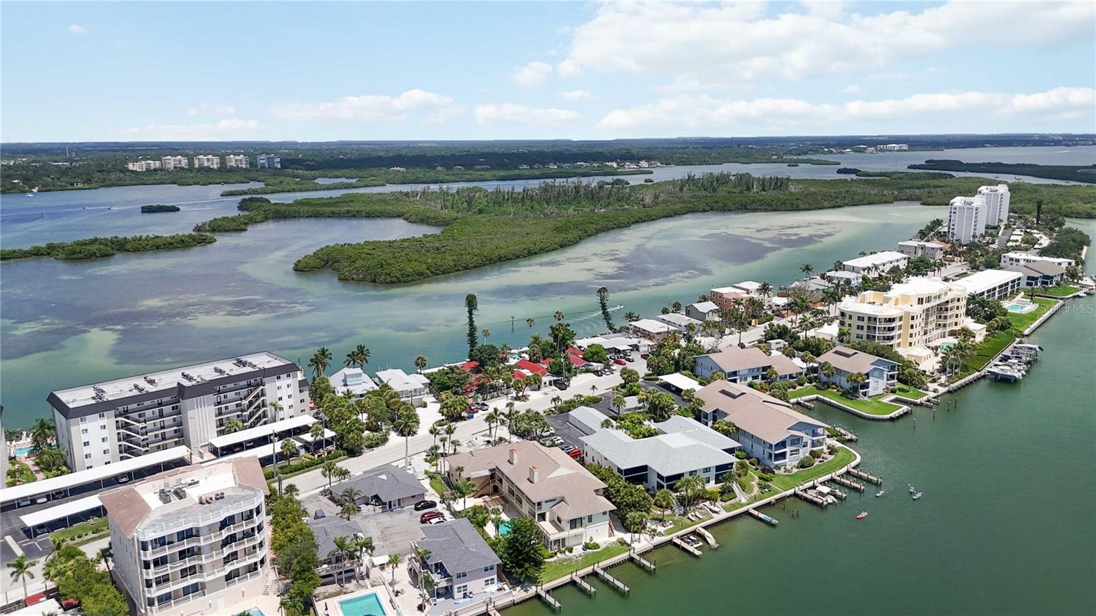 4th image of 9034 Midnight Pass Rd #6, Sarasota, FL 34242 | MLS# A4704019