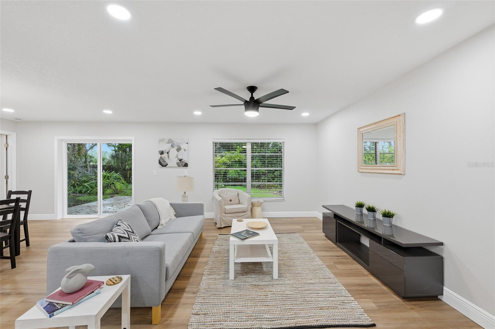 5th image of 817 Ambassador Loop, Tampa, FL 33613 | MLS# TB8542337