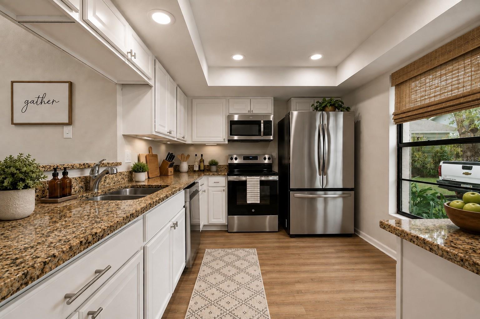 5th image of 2044 Sheffield Ct, Oldsmar, FL 34677 | MLS# TB8542342