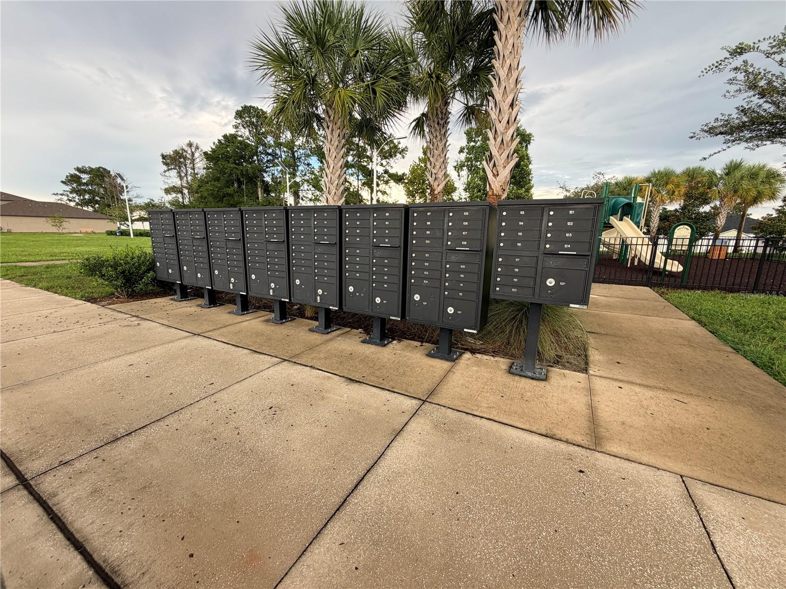 Photo 43 of Single family home for sale at 165 Argyll Dr, Spring Hill, FL 34609 | MLS# W7888898 | Listing updated on 2026-09-02