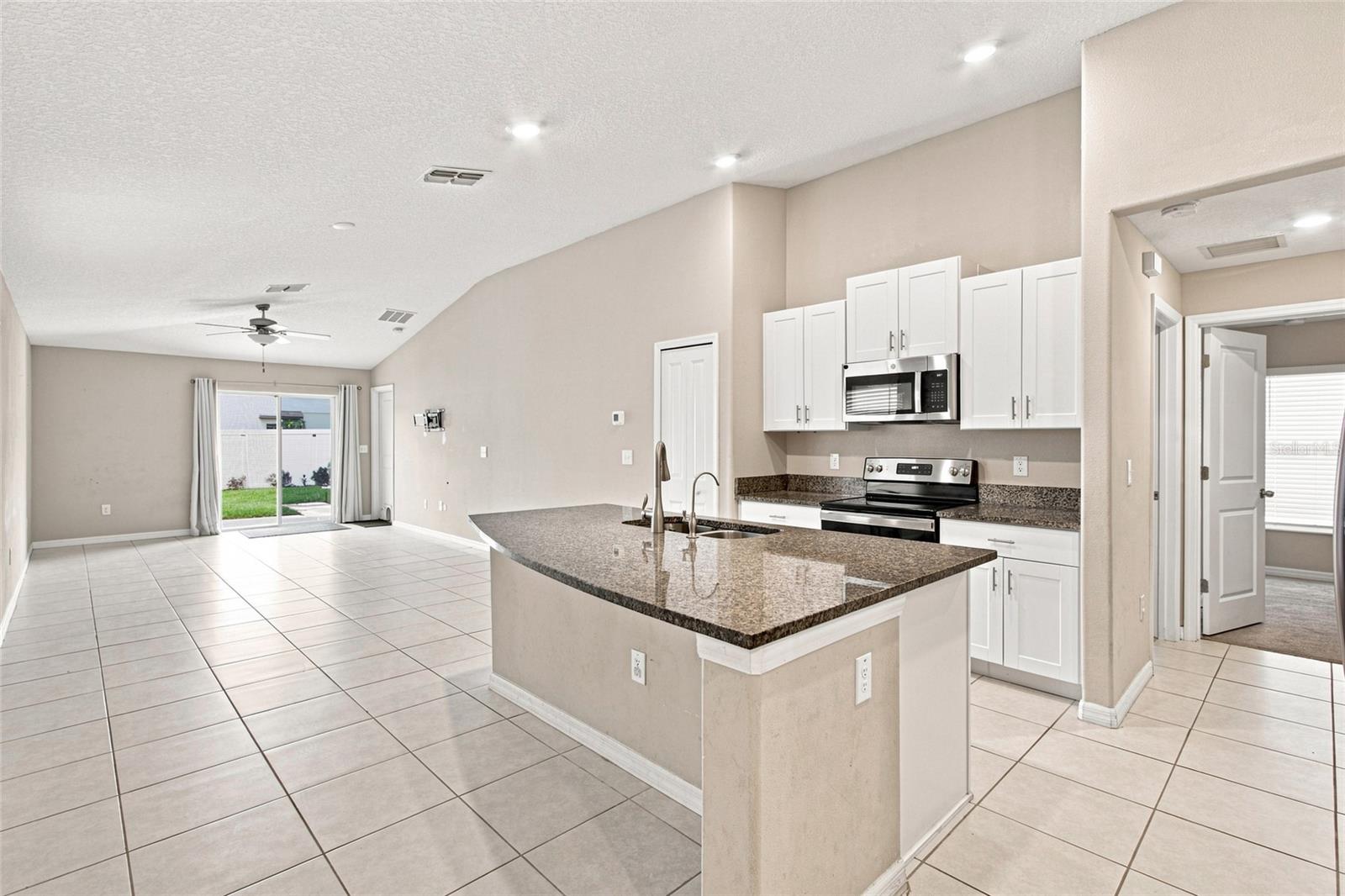 Photo 5 of Single family home for sale at 165 Argyll Dr, Spring Hill, FL 34609 | MLS# W7888898 | Listing updated on 2026-09-02