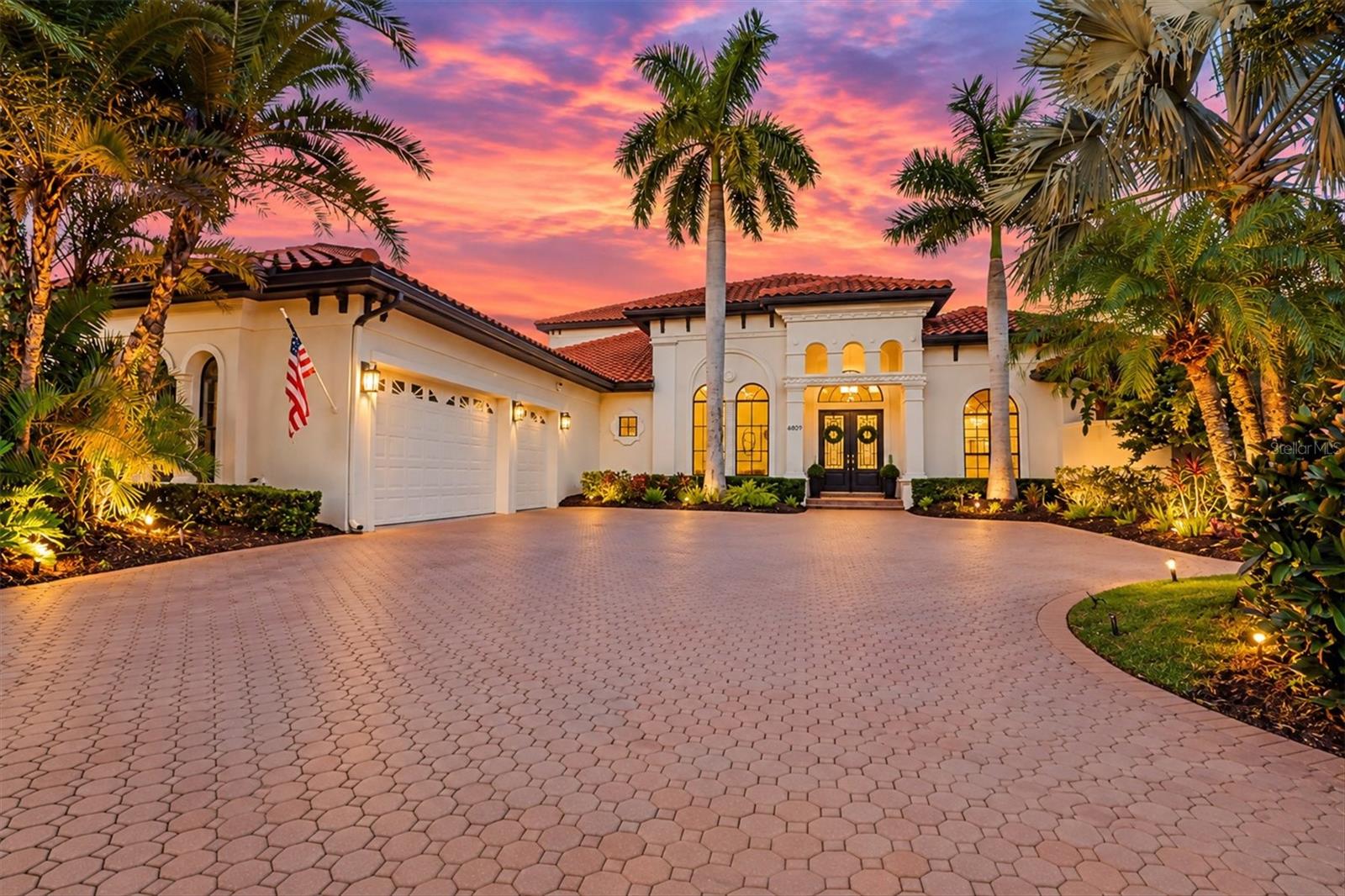 Photo 4 of Single family home for sale at 6809 Belmont Ct, Lakewood Ranch, FL 34202 | MLS# A4704028 | Listing updated on 2026-09-05