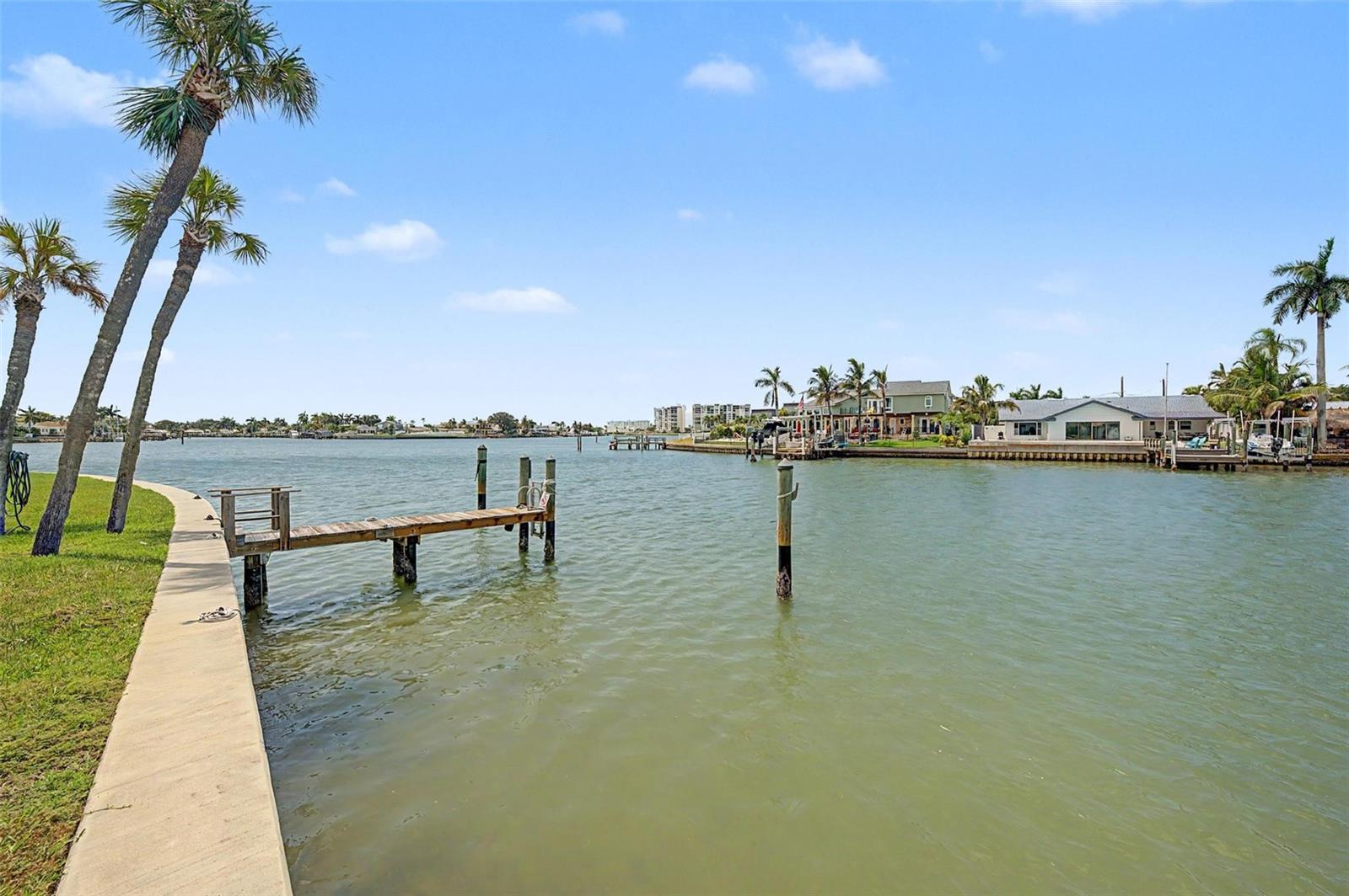 3rd image of 519 Plz Seville Ct, TREASURE ISLAND, FL 33706