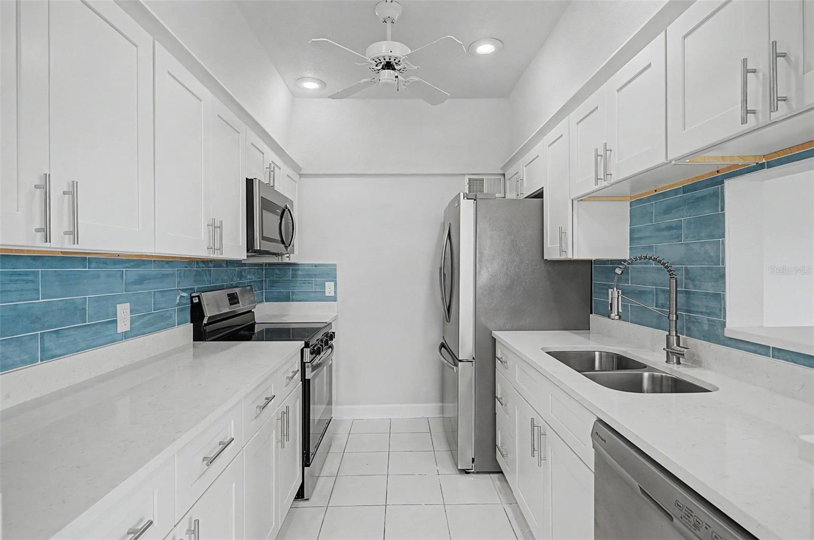 5th image of 519 Plz Seville Ct, TREASURE ISLAND, FL 33706