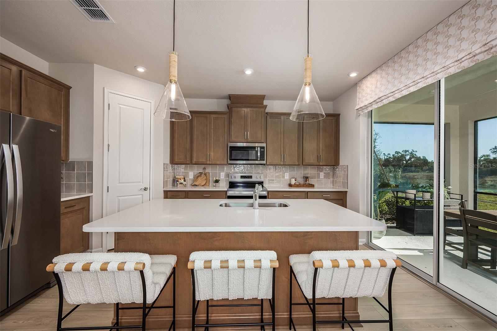5th image of 1710 Soaring Vida St, Palmetto, FL 34221 | MLS# TB8542425