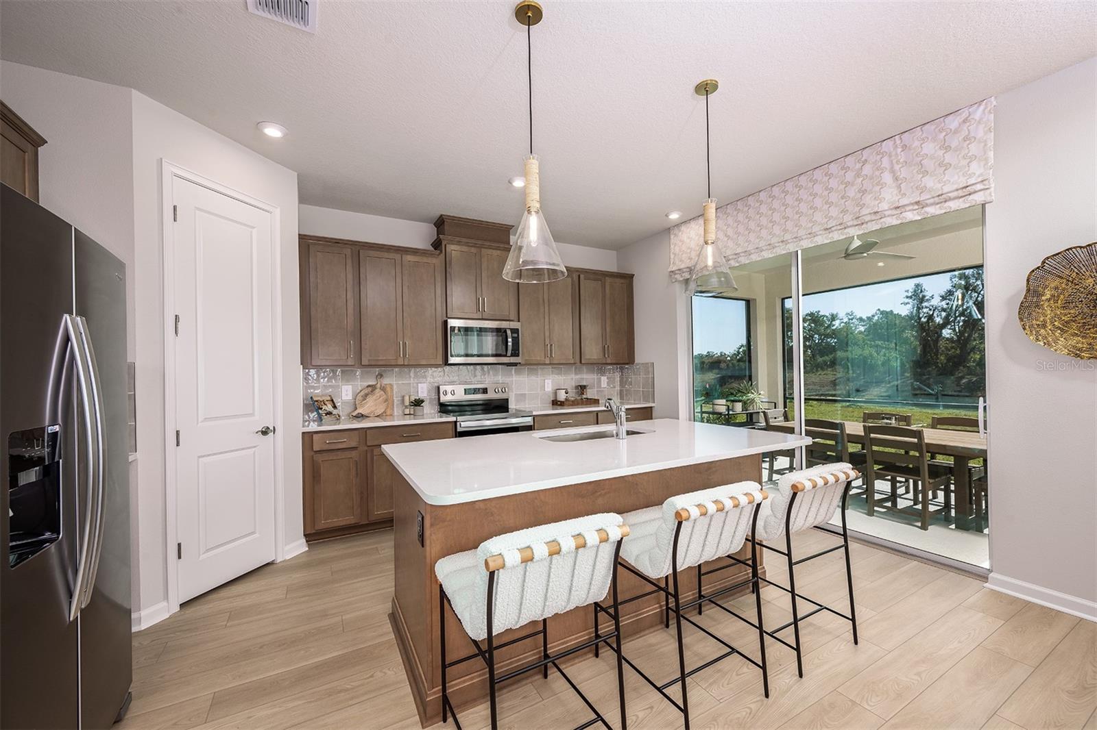 4th image of 1710 Soaring Vida St, Palmetto, FL 34221 | MLS# TB8542425
