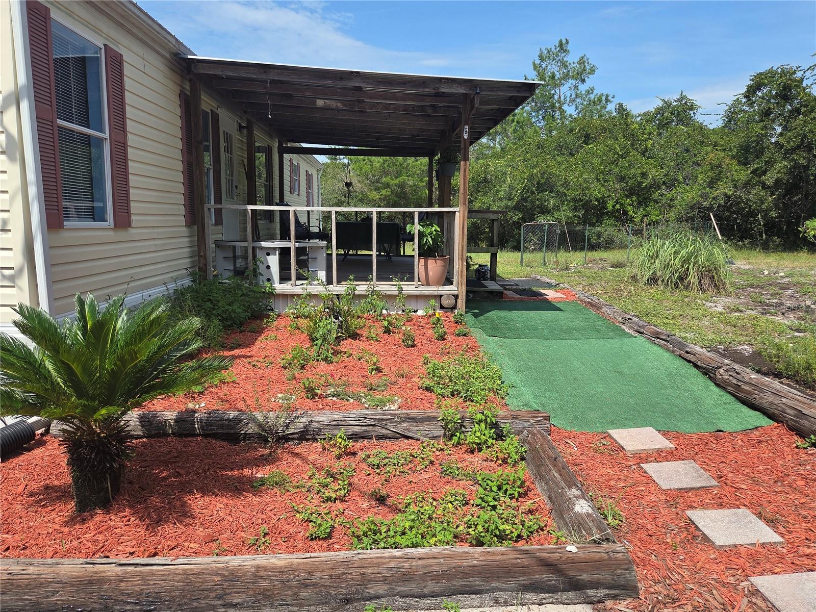 3rd image of 27016 Fishermans Rd, Paisley, FL 32767 | MLS# G5116972