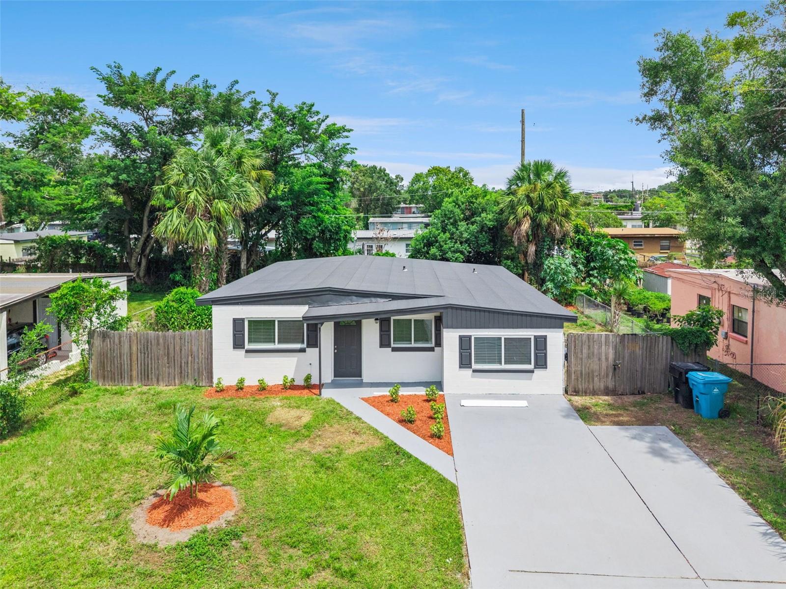4th image of 2821 W Amelia St, Orlando, FL 32805 | MLS# O6436604