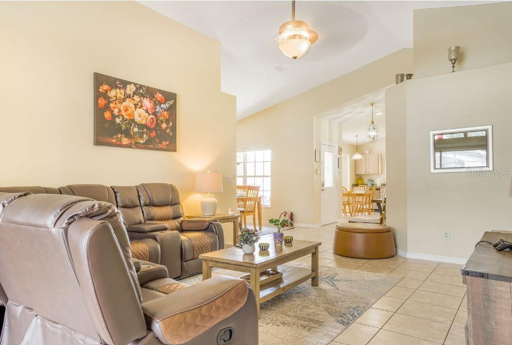 5th image of 2606 Luiseno Wy, Kissimmee, FL 34747 | MLS# O6436610