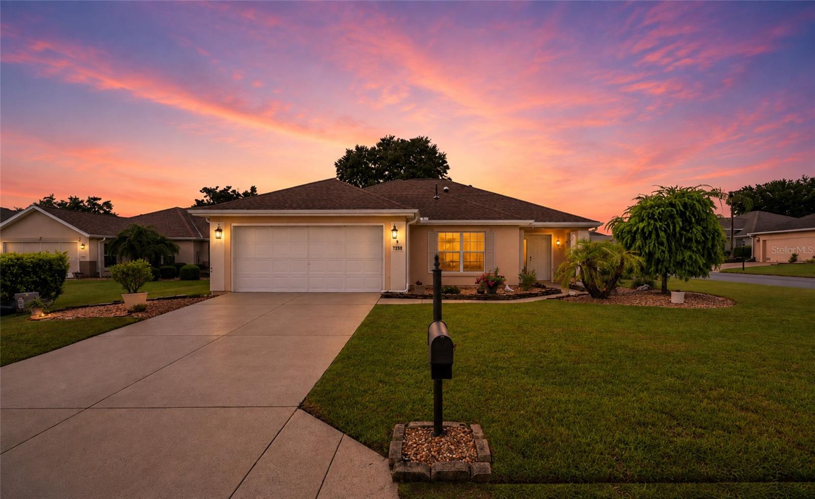 1st image of 13806 Se 93rd Ave, Summerfield, FL 34491 | MLS# OM731084