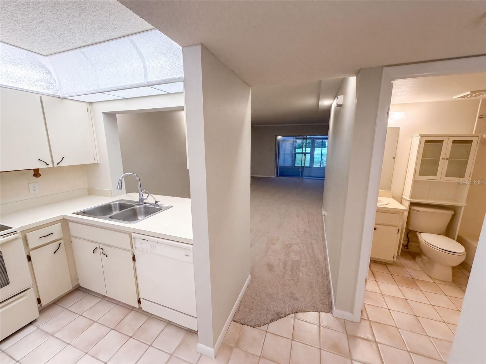 2nd image of 1465 Millstream Ln #104, Dunedin, FL 34698 | MLS# O6436635