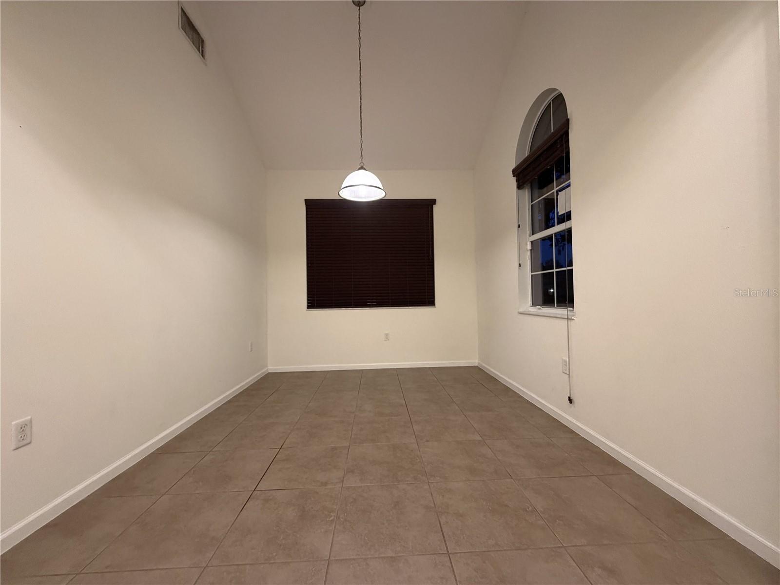 4th image of 19314 Red Sky Ct, Land O Lakes, FL 34638 | MLS# W7888911