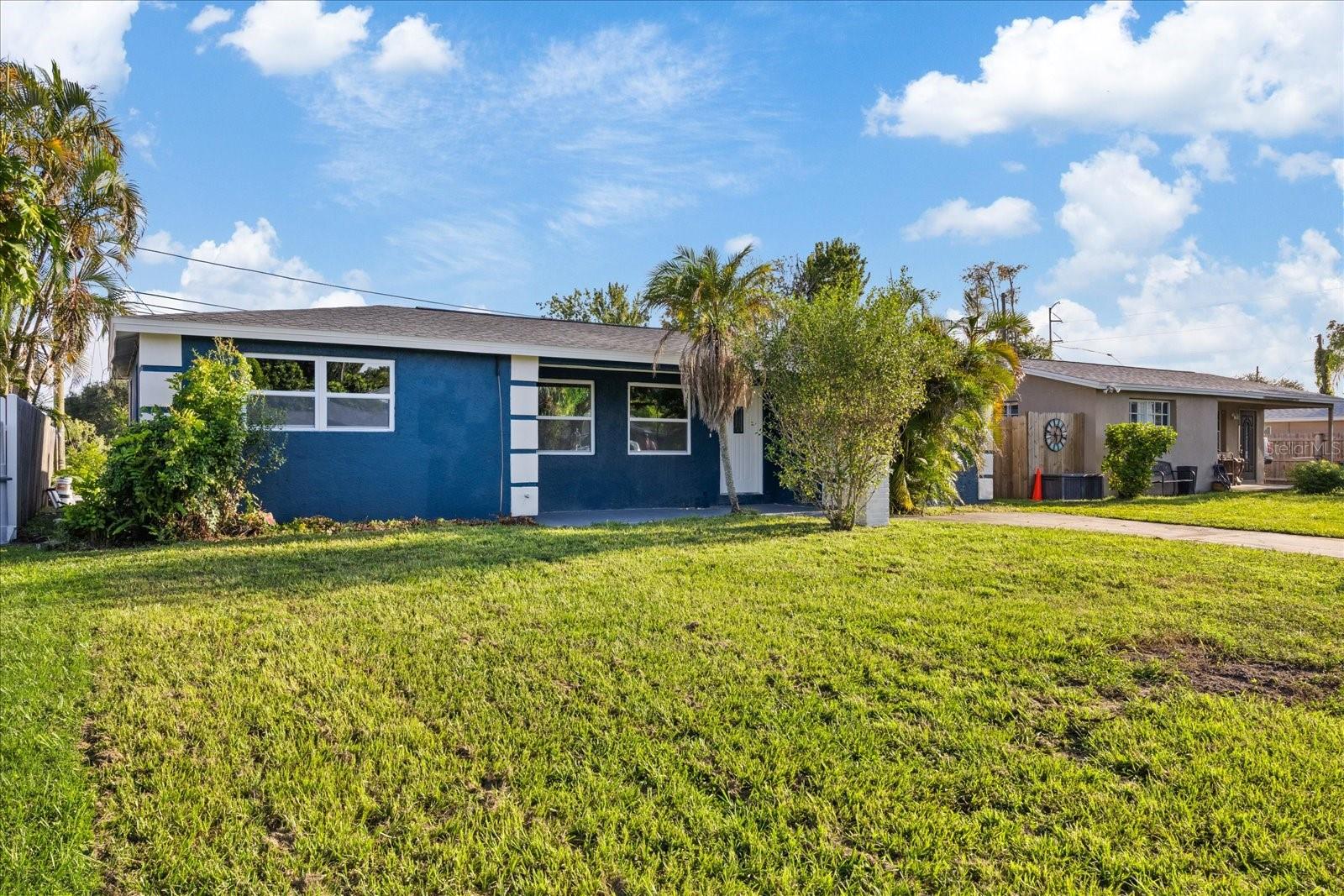 3rd image of 2698 46Th Ave N, St Petersburg, FL 33714 | MLS# W7888912