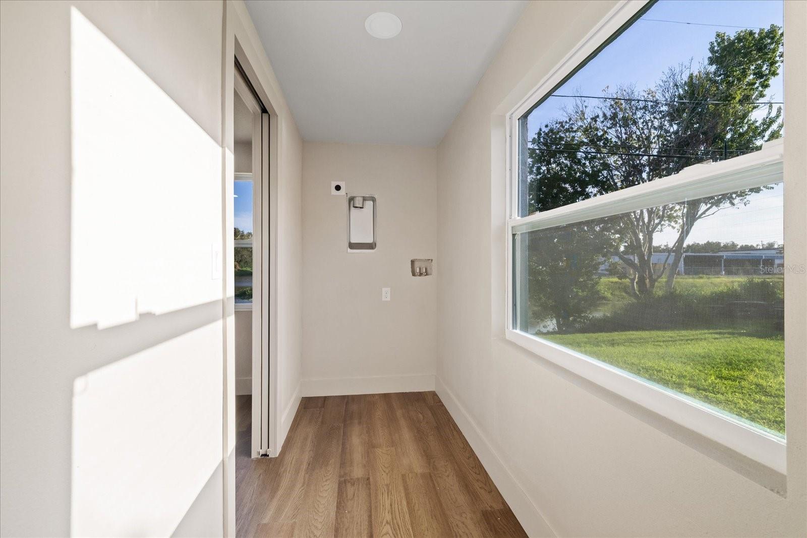 32nd image of 2698 46th Ave N, St Petersburg, FL 33714 | MLS# W7888912
