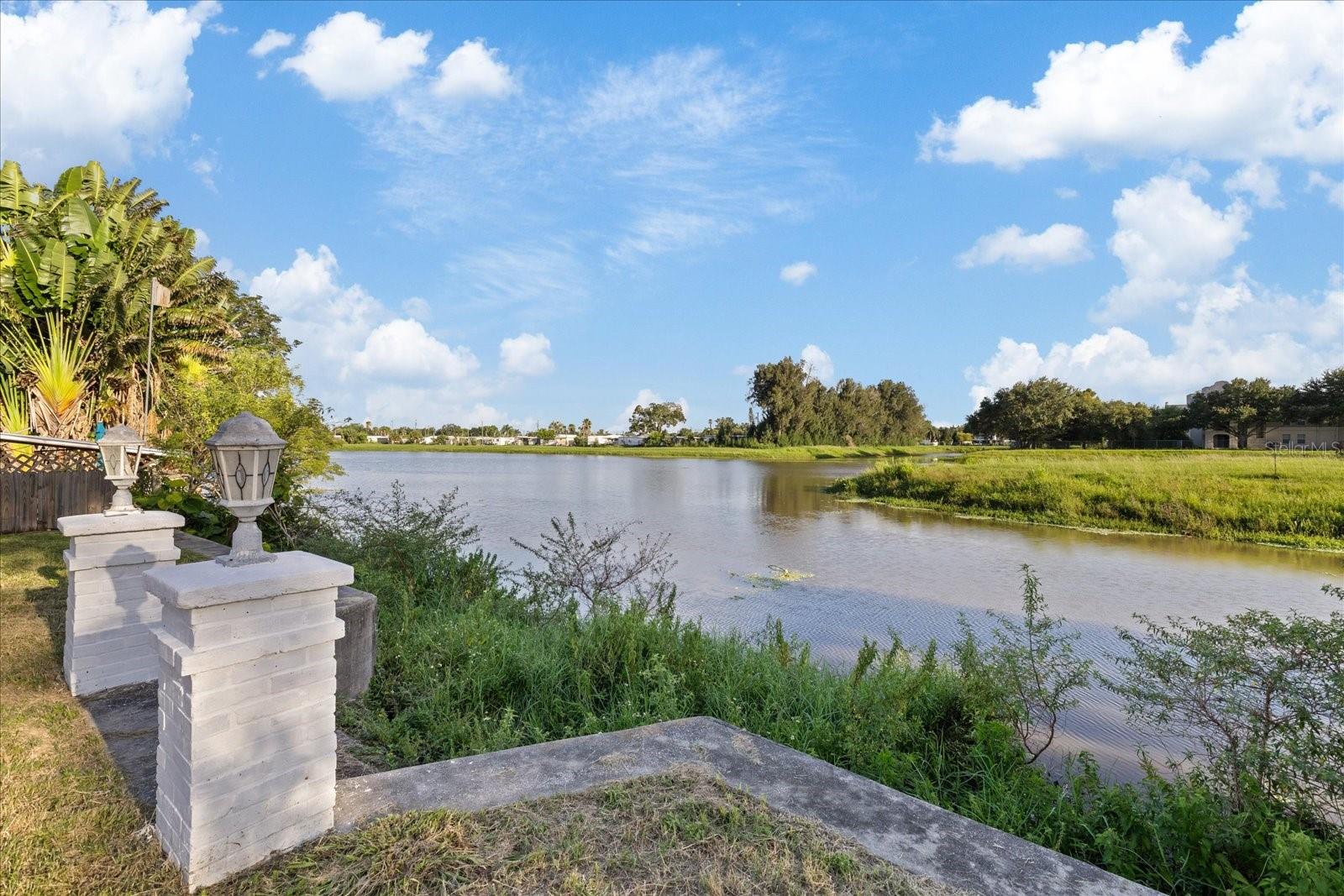 5th image of 2698 46Th Ave N, St Petersburg, FL 33714 | MLS# W7888912
