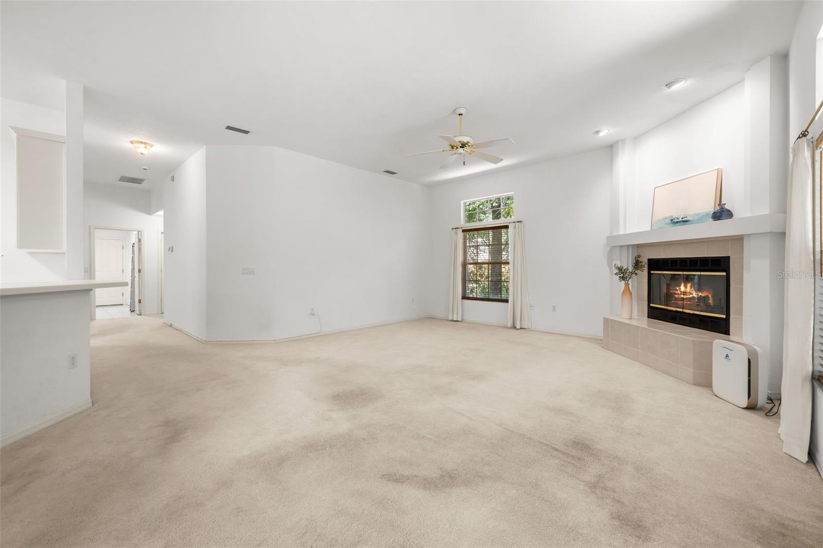 5th image of 1703 Sw 82Nd Dr, Gainesville, FL 32607 | MLS# GC543012