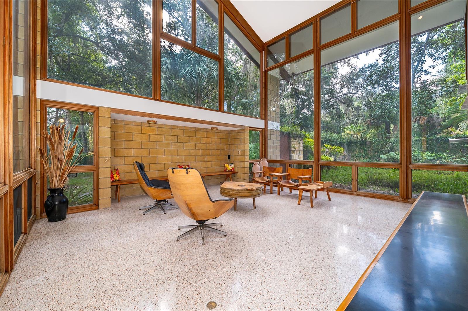 2nd image of 291 Maple Ct, Oviedo, FL 32765 | MLS# O6436712