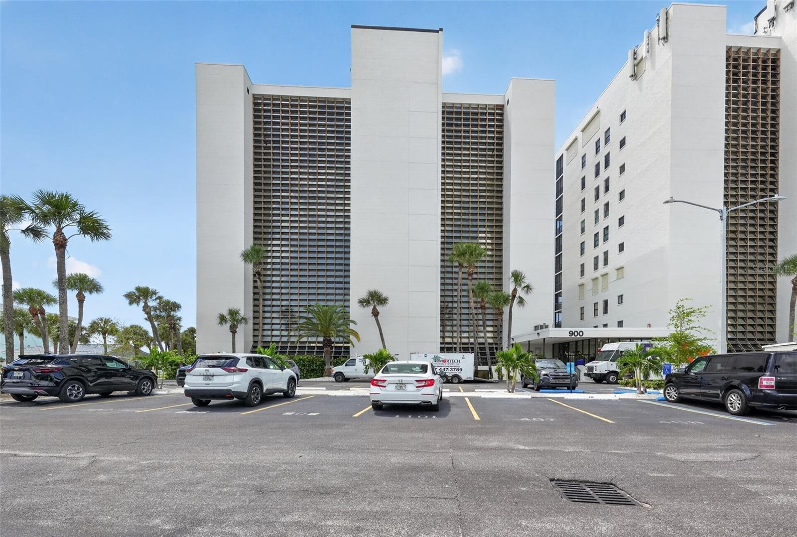 2nd image of 900 Gulf Blvd, INDIAN ROCKS BEACH, FL 33785