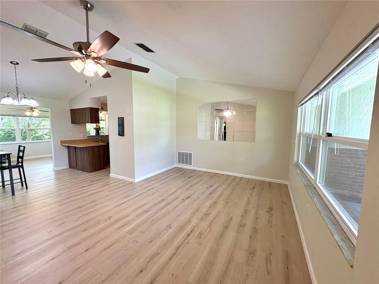 4th image of 3123 N Maidencane Dr, Beverly Hills, FL 34465 | MLS# TB8542635