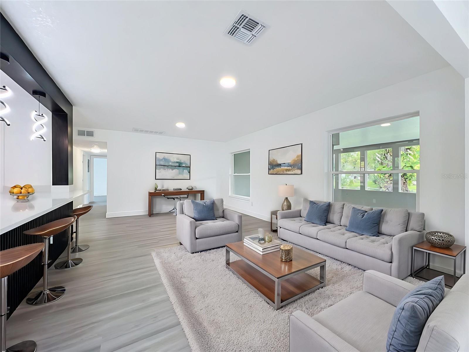 2nd image of 3202 Tradewinds Trl, Orlando, FL 32805 | MLS# O6436772
