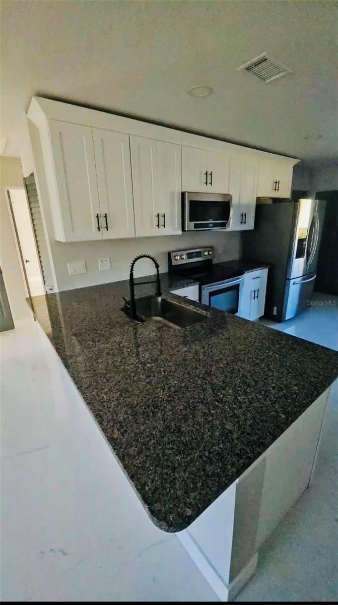 2nd image of 2459 17th Ave S, St Petersburg, FL 33712 | MLS# TB8542710