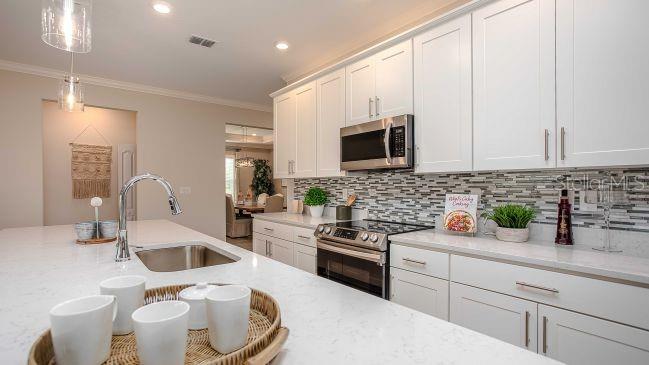 5th image of 15 Cylamen Ct, Homosassa, FL 34446 | MLS# O6436804
