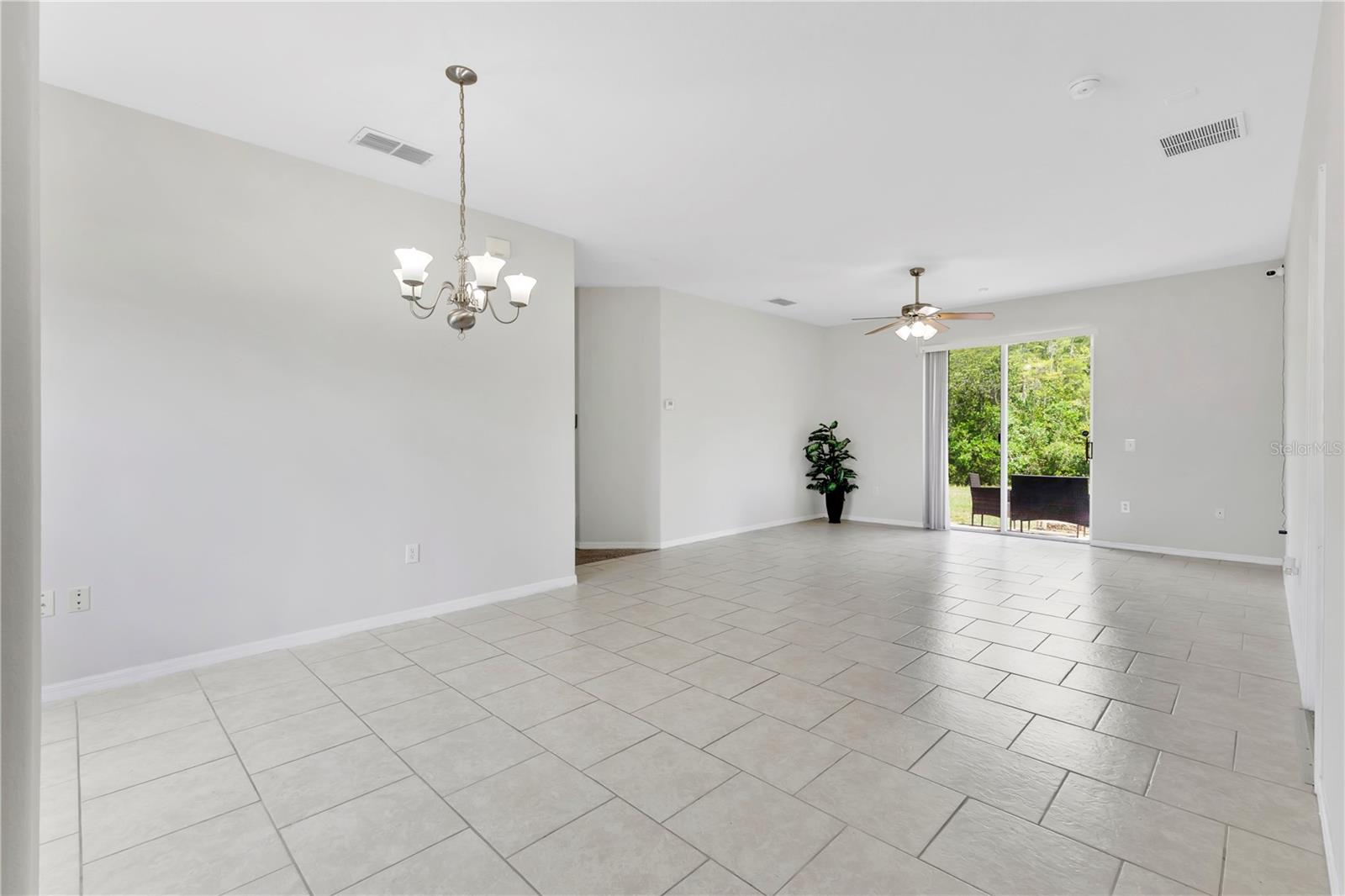Photo 3 of Single family home for sale at 735 Palaiseau Ct, Kissimmee, FL 34759 | MLS# S5156361 | Listing updated on 2026-09-02