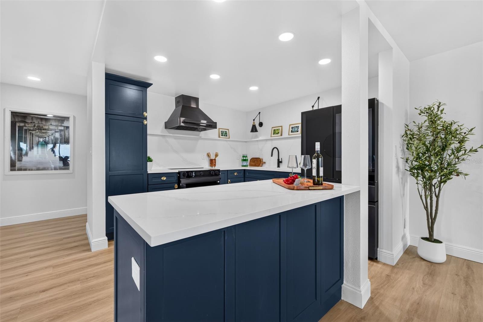 4th image of 855 Bayway Blvd, Clearwater, FL 33767