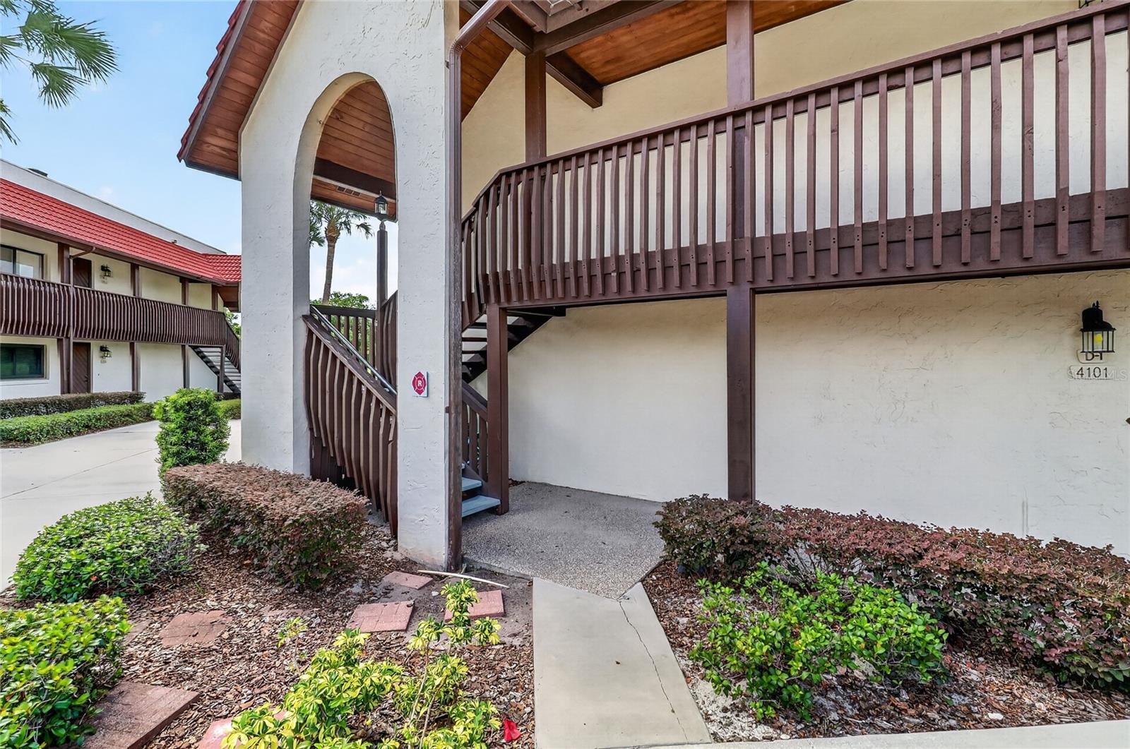 4th image of 4201 Vlg Ct, LAKE WALES, FL 33898