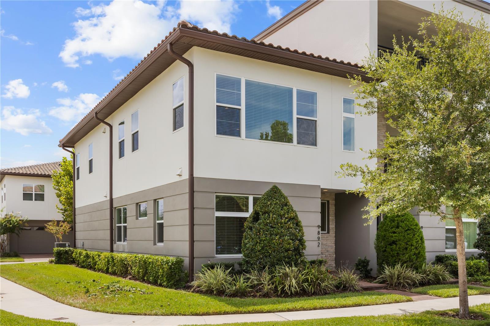 2nd image of 9892 Bucklow Hill Dr, Orlando, FL 32832 | MLS# O6436840