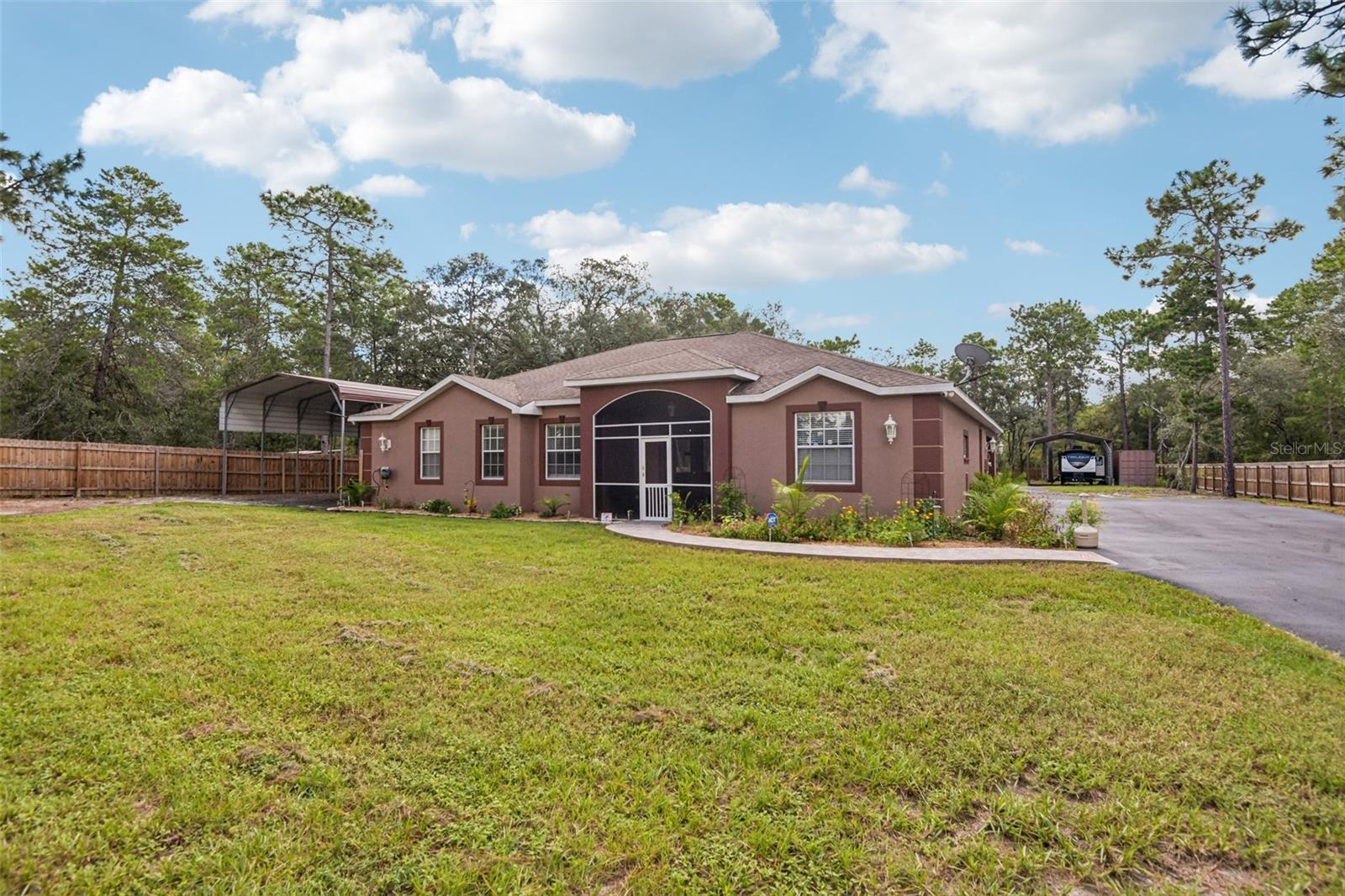 Photo 1 of Single family home for sale at 9078 Birmingham Ave, Weeki Wachee, FL 34613 | MLS# TB8542781 | Listing updated on 2026-09-04