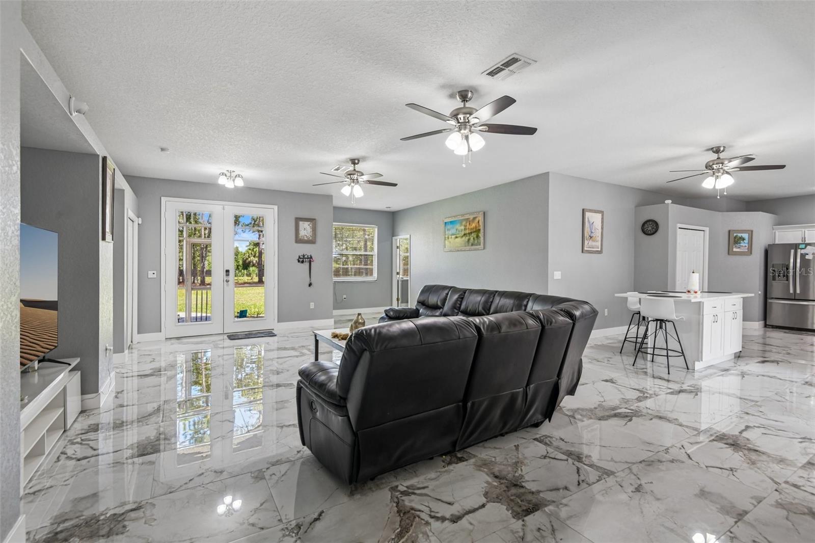 Photo 4 of Single family home for sale at 9078 Birmingham Ave, Weeki Wachee, FL 34613 | MLS# TB8542781 | Listing updated on 2026-09-04