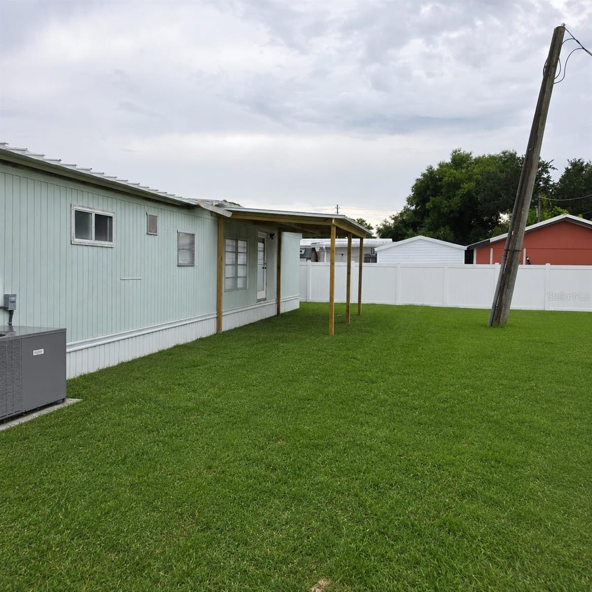 2nd image of 2010 Oak St, St Cloud, FL 34769 | MLS# S5156380