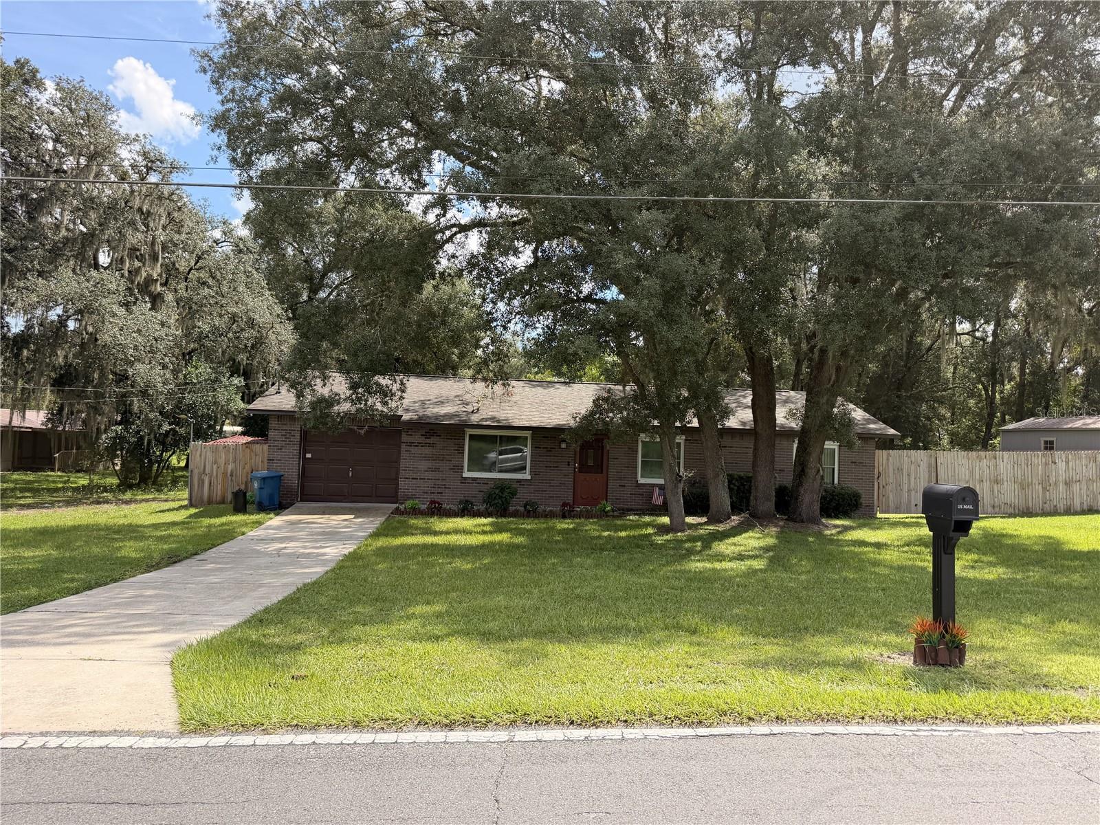 Photo 2 of Single family home for sale at 5360 Olancha Rd, Dade City, FL 33523 | MLS# W7888941 | Listing updated on 2026-09-03