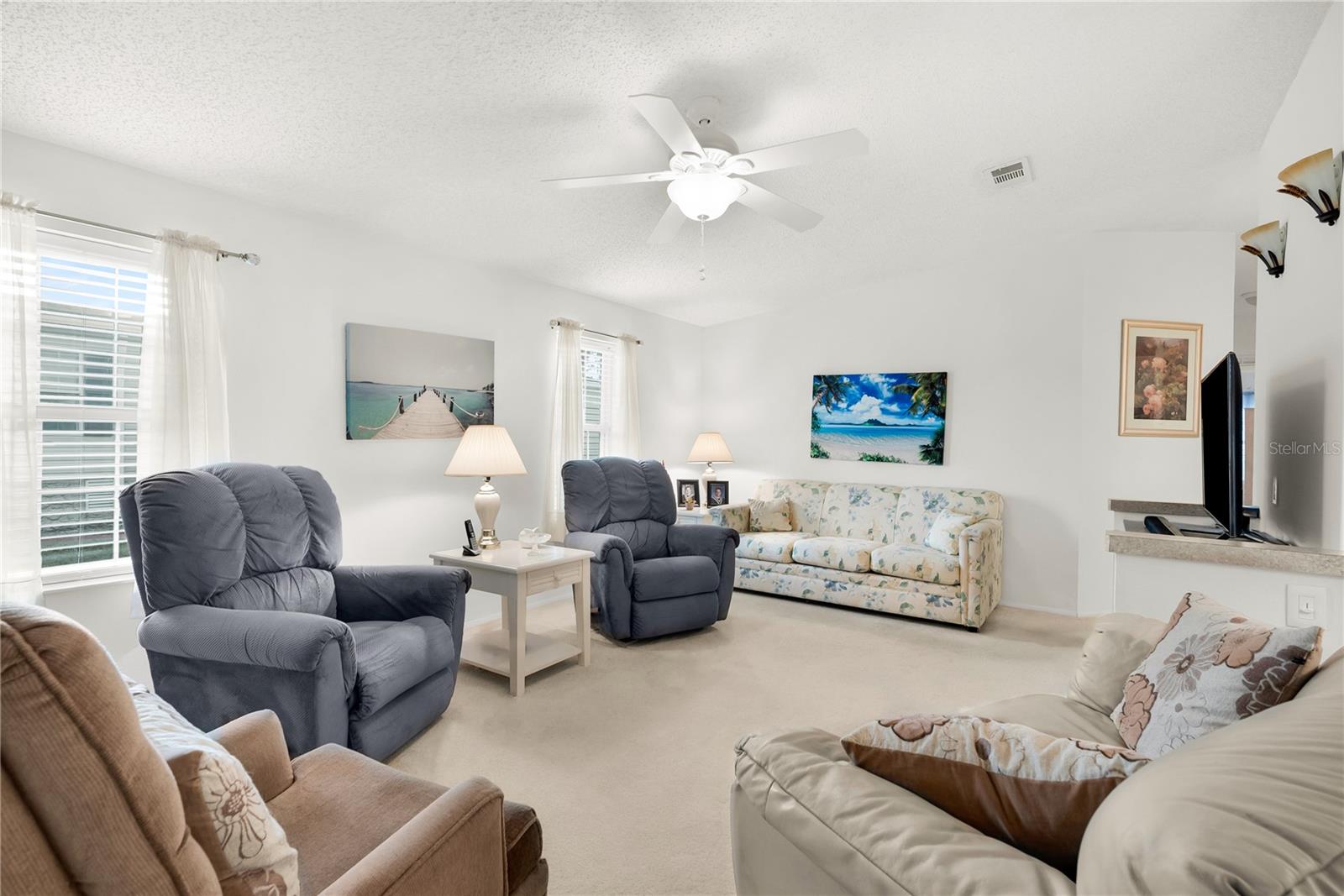 3rd image of 222 Sue Ave, Davenport, FL 33897 | MLS# S5156388